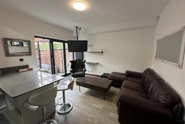 5 bed flat, South Grove, Ardwick, Manchester, M130AU - Image 6